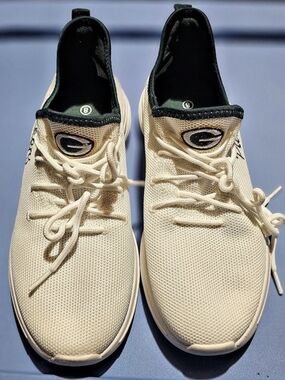 Green Bay Packers Womens Midsole White Sneakers  US 8